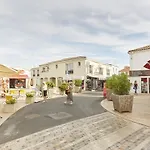 Casa de Férias Maisonette Avec Piscine Et Parking, Proche - Fr-1-194-343 *